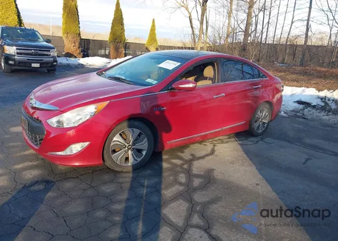 2013 Hyundai Sonata Hybrid Limited z USA, uszkodzony, nr VIN KMHEC4A46DA080504